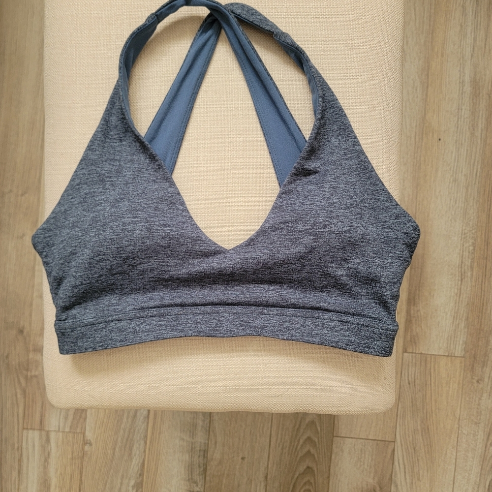Ptula bare v bra